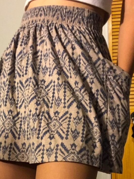 Forever 21 Dresses & Skirts - Forever 21 Women's Cream and Blue Skirt Size Small